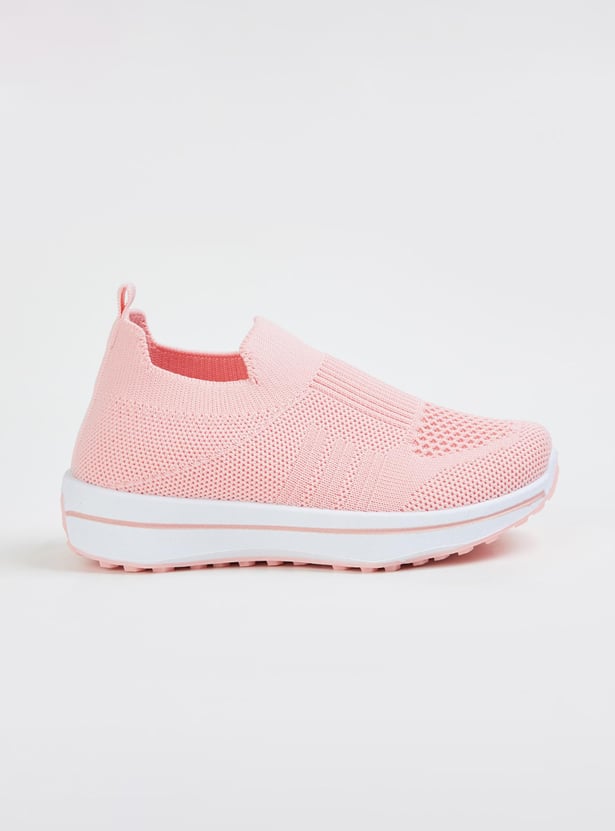 Girls Textured Slip-On Casual Shoes