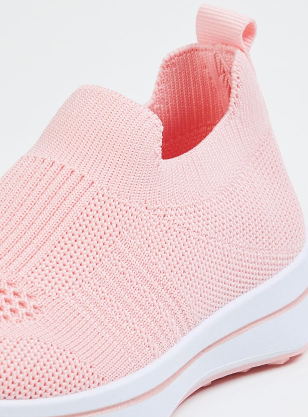Girls Textured Slip-On Casual Shoes