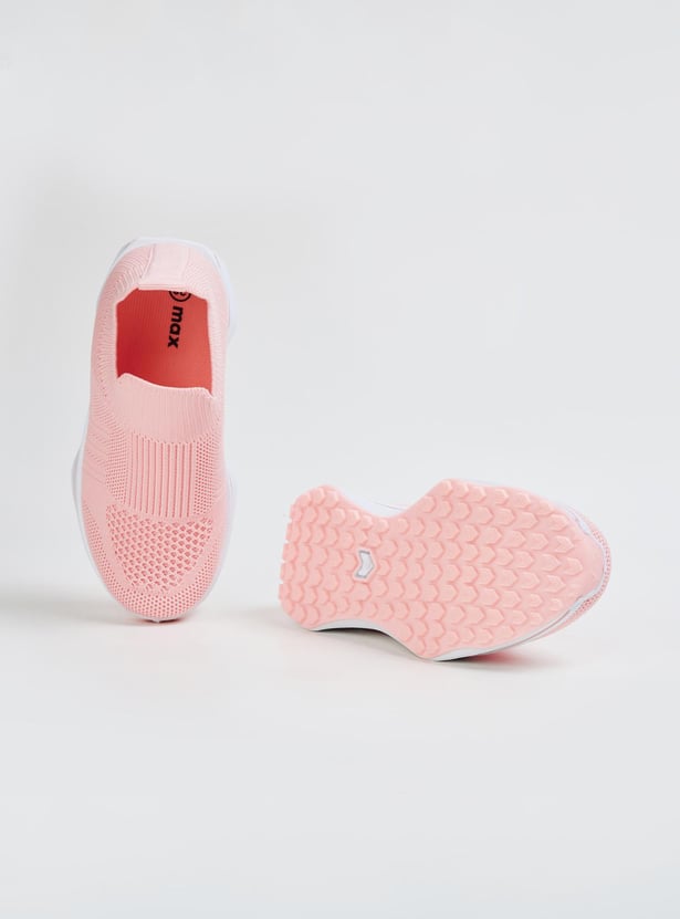 Girls Textured Slip-On Casual Shoes