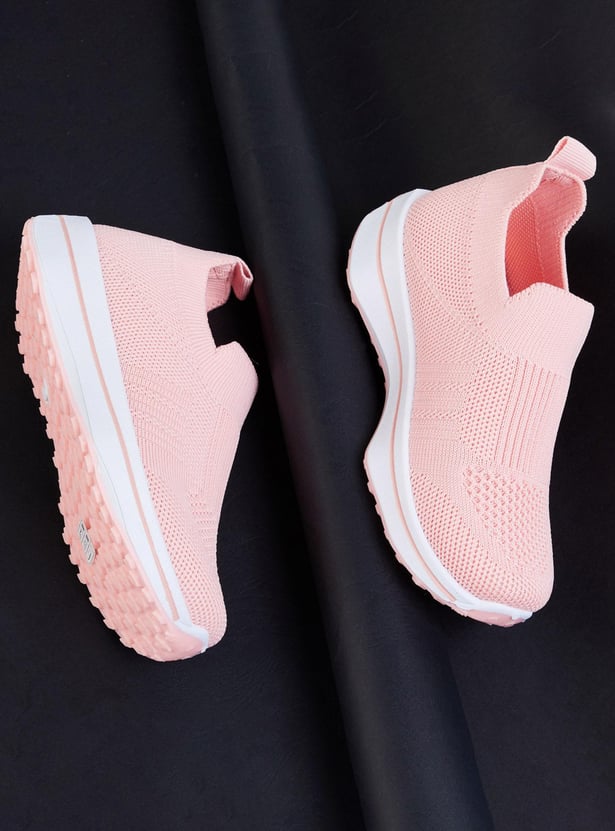 Girls Textured Slip-On Casual Shoes