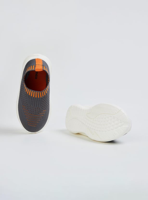 Boys Flyknit Slip-On Athletic Shoes