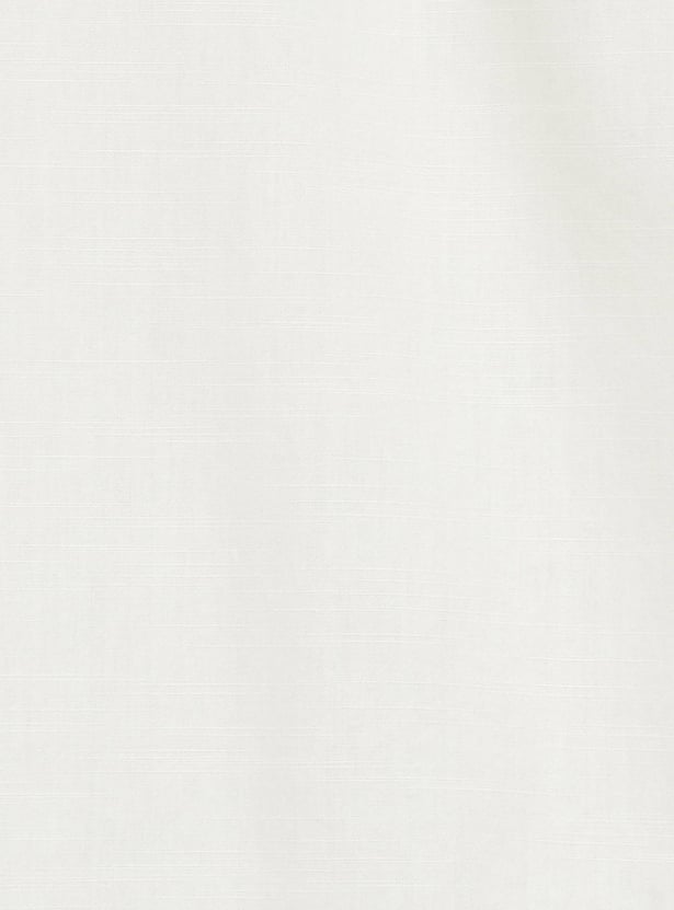 Men Solid Slim Fit Casual Shirt