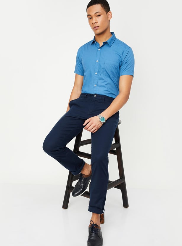 Men Solid Slim Fit Casual Shirt