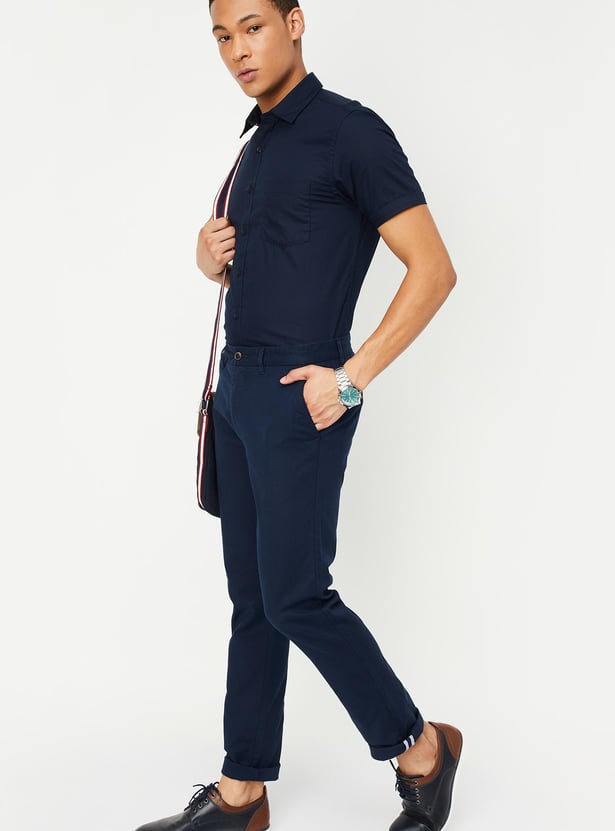 Men Solid Slim Fit Casual Shirt