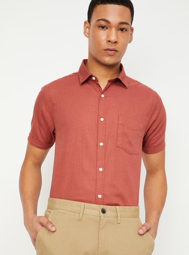 Men Solid Slim Fit Casual Shirt