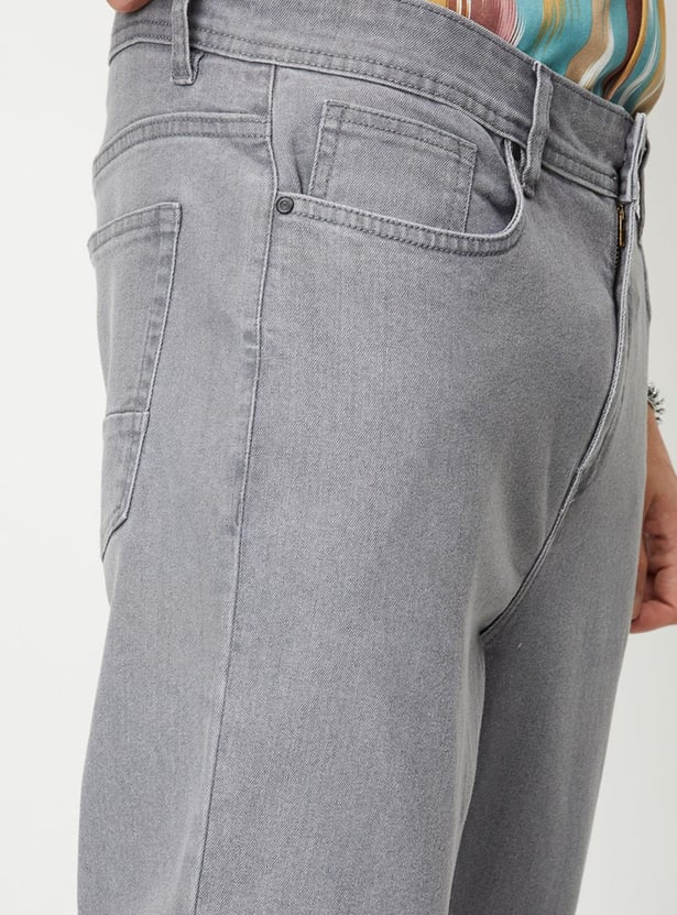 Men Mid-Rise Carrot Fit Jeans