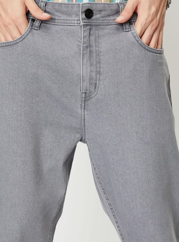 Men Mid-Rise Carrot Fit Jeans