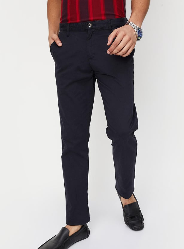 Men Solid Slim Fit Chinos