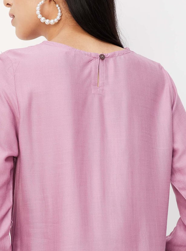 Women Embroidered Straight Kurta