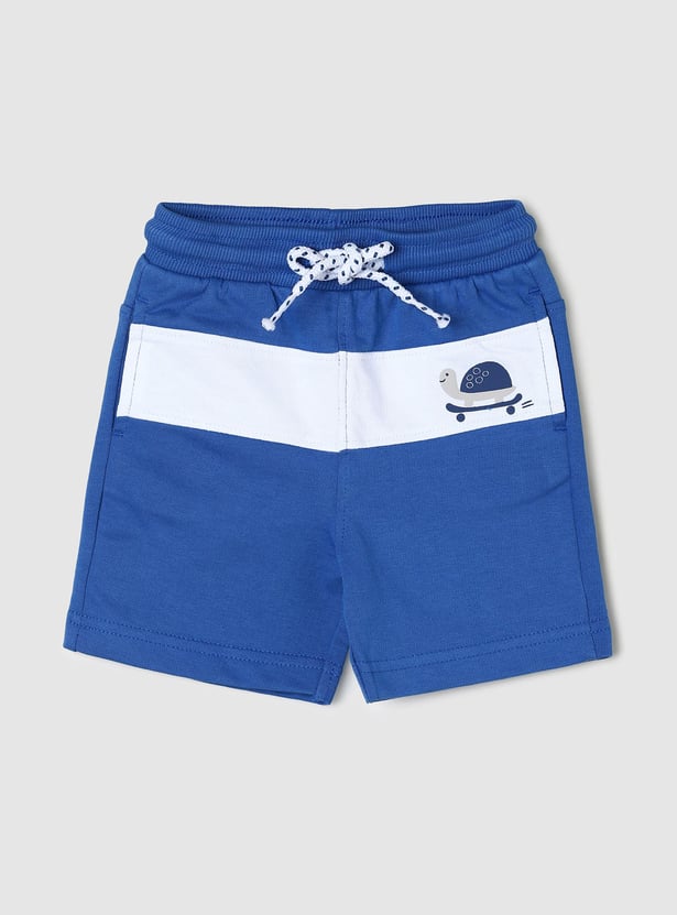 Boys Colourblocked Drawstring Regular Shorts