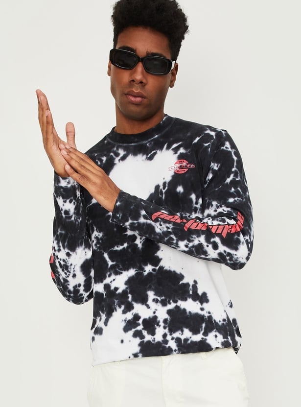 Men Tie & Dye Printed Slim Fit T-shirt