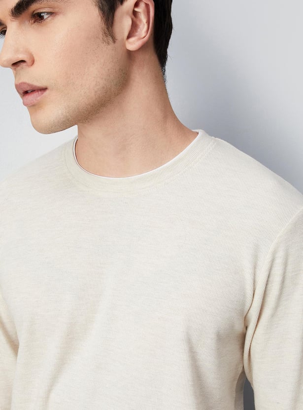 Men Textured Crew Neck T-shirt