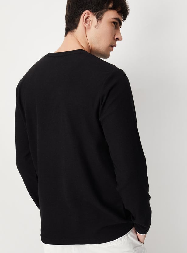 Men Textured Crew Neck T-shirt