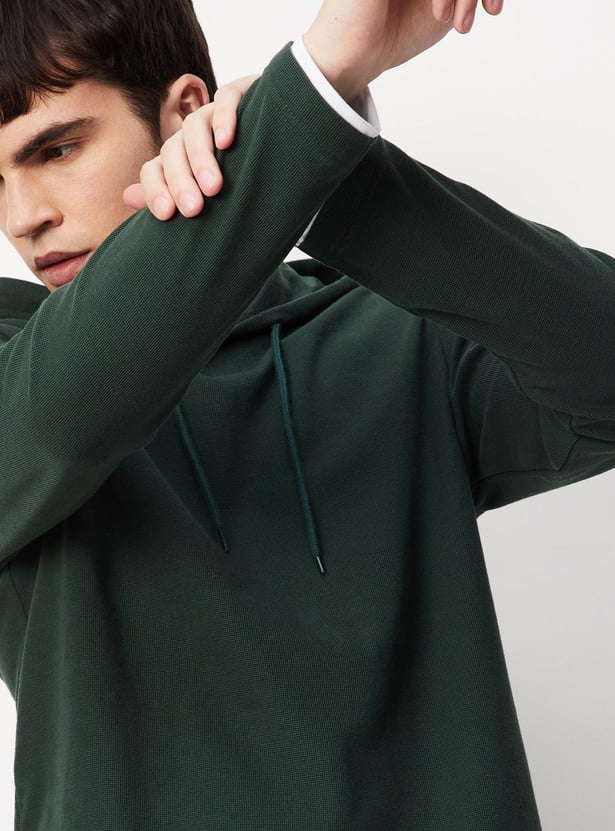 Men Solid Full Sleeves Hoodie
