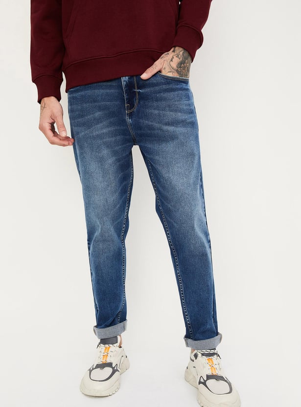 Men Carrot Fit Washed Jeans