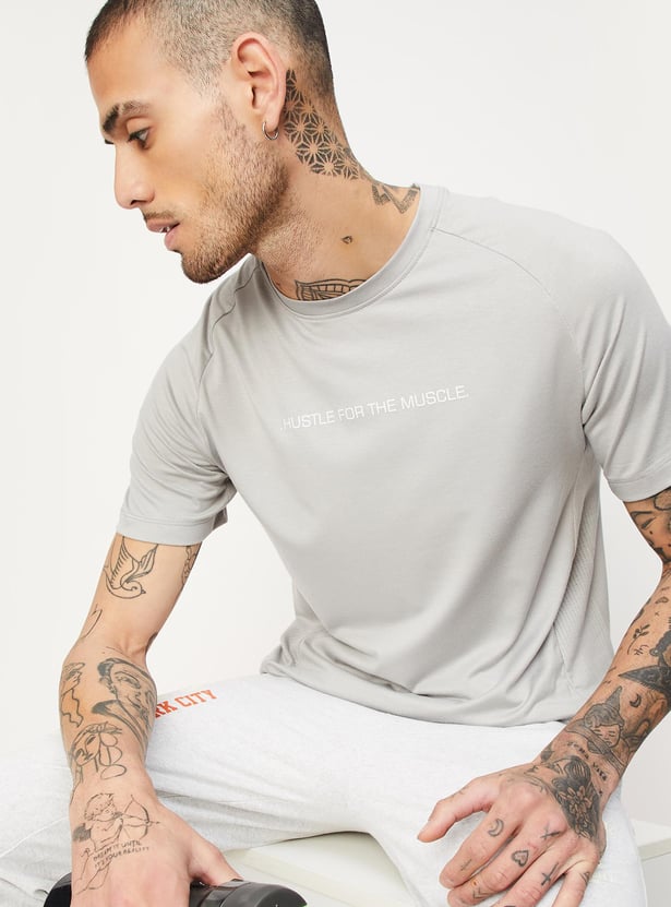Men Typographic Printed Active T-shirt
