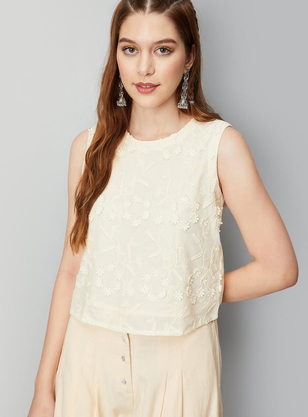 Women Schiffli Sleeveless Top