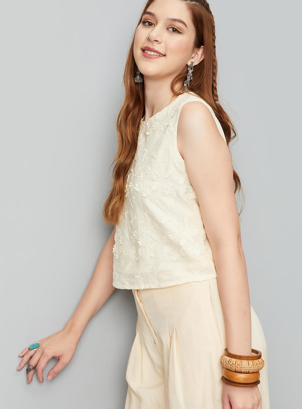 Women Schiffli Sleeveless Top