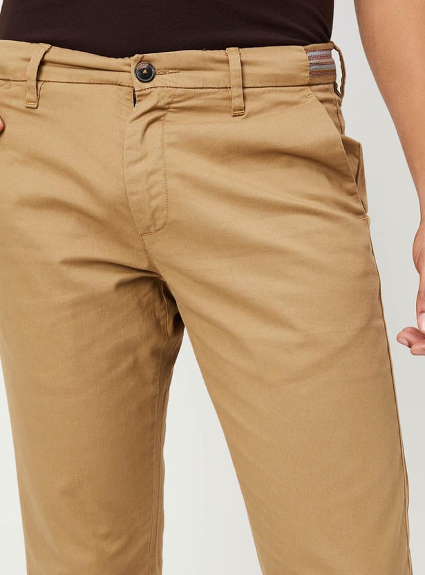 Buy Men Slim Fit Stretch Chinos Online at just Rs. 1299.0 ...