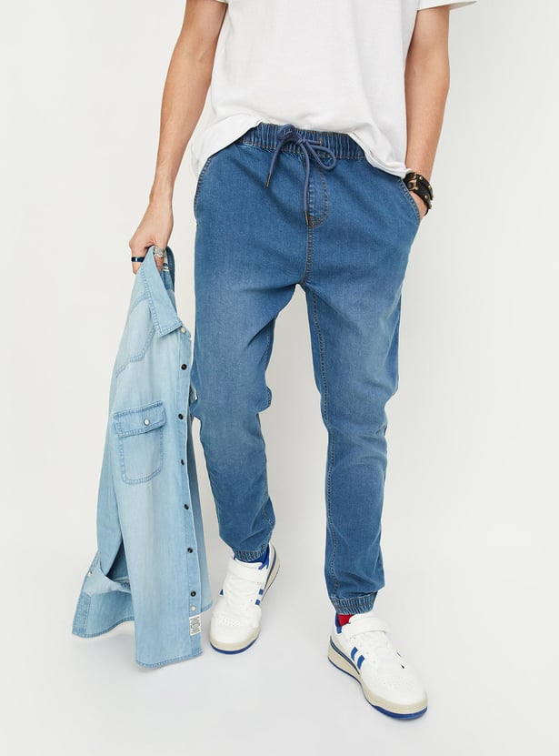 Men Washed Carrot Fit Jogger Jeans