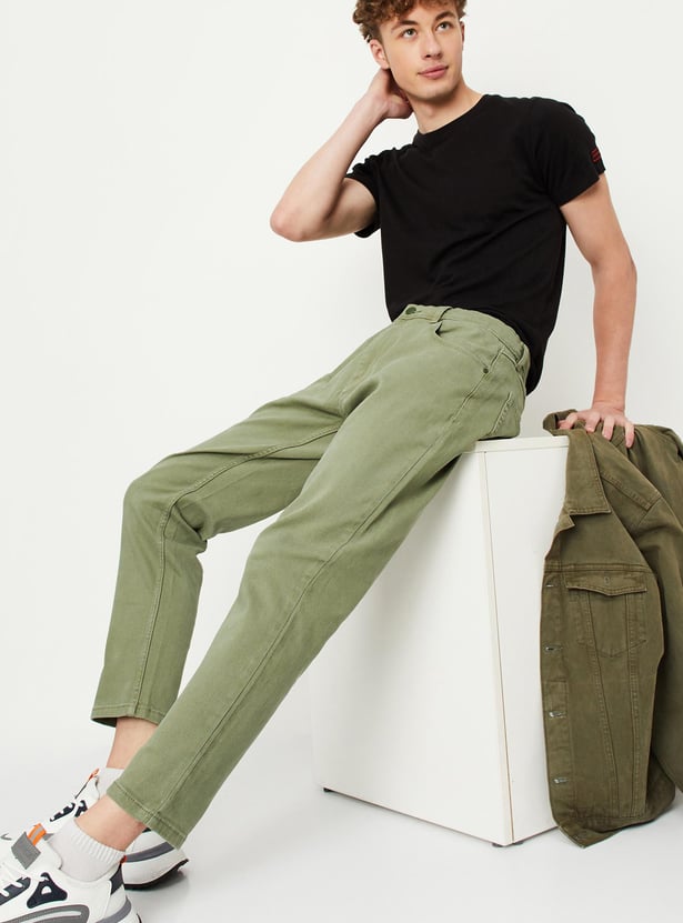 Buy Men Relaxed Fit Coloured Jeans Online at just Rs. 1299.0 ...