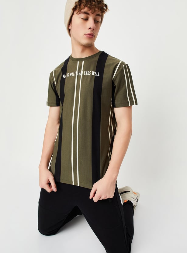 Men Striped Slim Fit T-shirt