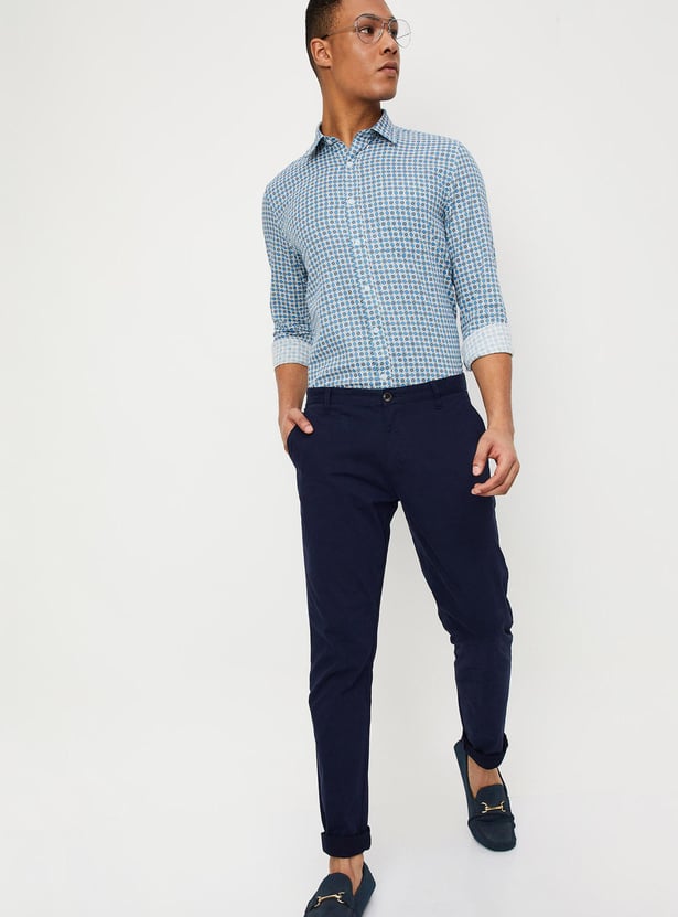 Men Printed Slim Fit Smart Casual Shirt