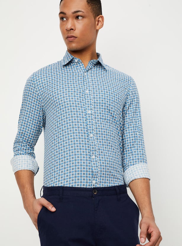 Men Printed Slim Fit Smart Casual Shirt