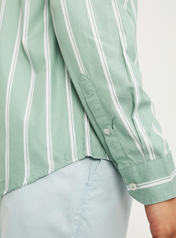 Men Striped Slim Fit Casual Shirt