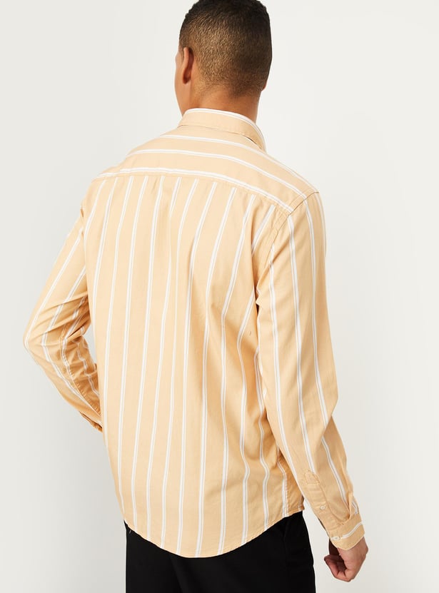 Men Striped Slim Fit Casual Shirt