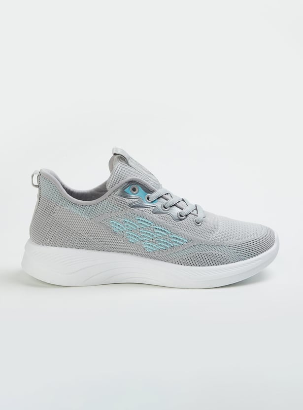 Women Textured Sports Shoes