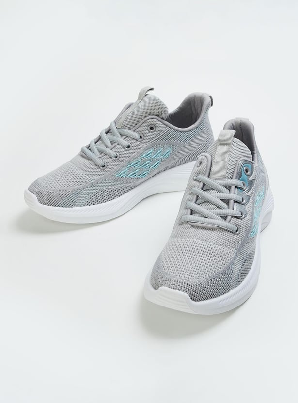 Women Textured Sports Shoes