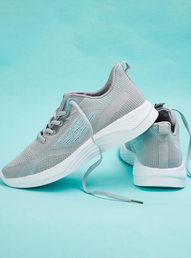 Women Textured Sports Shoes