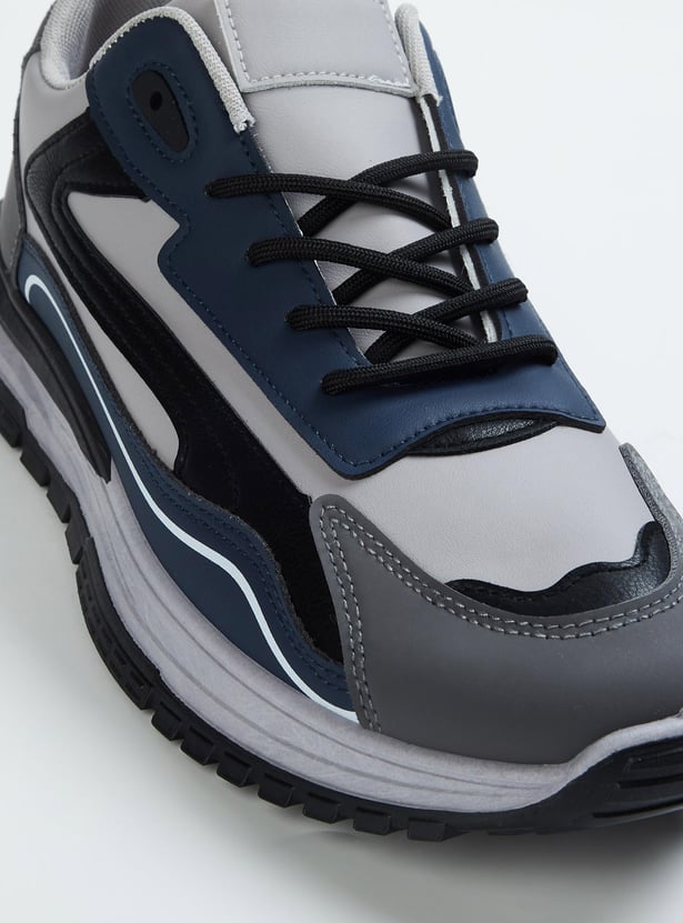 Men Colourblock Lace-Up Sneakers