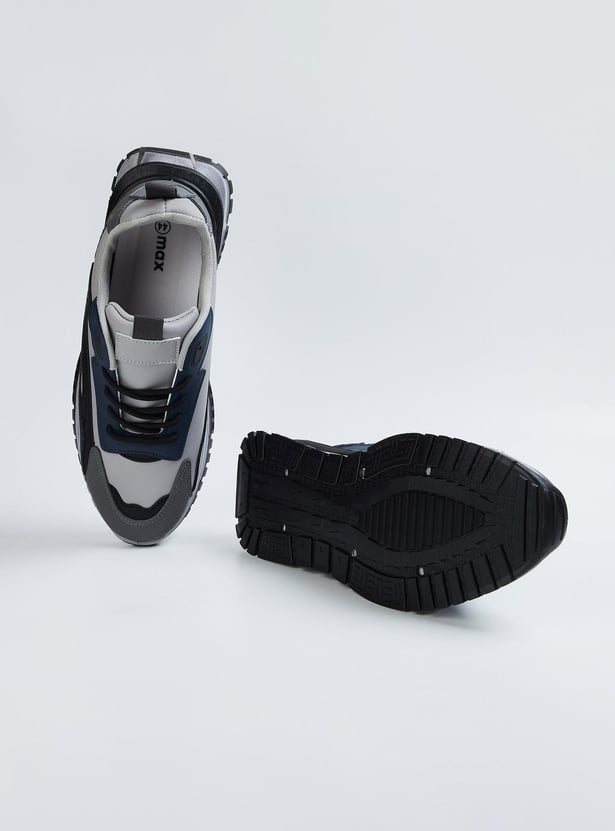 Men Colourblock Lace-Up Sneakers