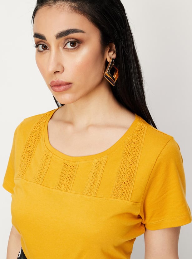 Women Crocheted Round Neck T-shirt