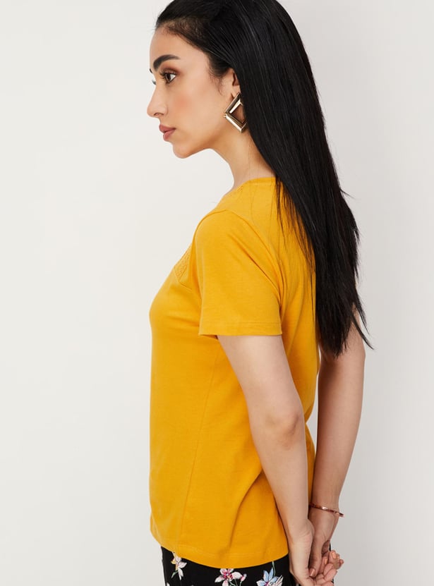 Women Crocheted Round Neck T-shirt