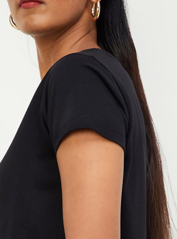 Women Solid Round Neck T-shirt