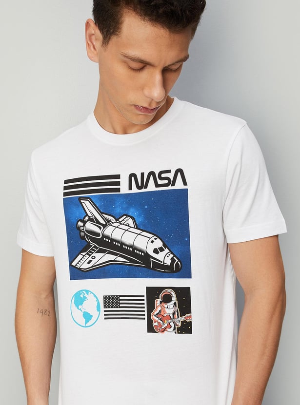Men NASA Printed Slim Fit T-shirt