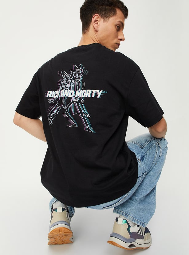 Men Rick and Morty Back Printed Relaxed Fit T-shirt