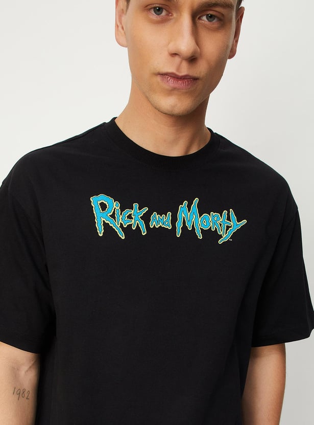 Men Rick & Morty Back Printed Relaxed Fit T-shirt