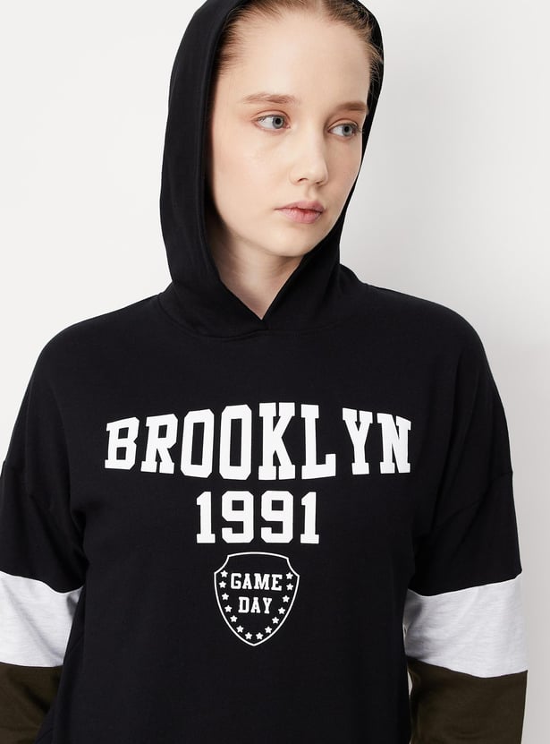 Women Hooded Graphic Sweatshirt