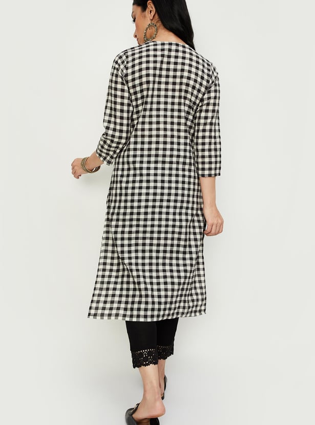 Women Checked Straight Kurta