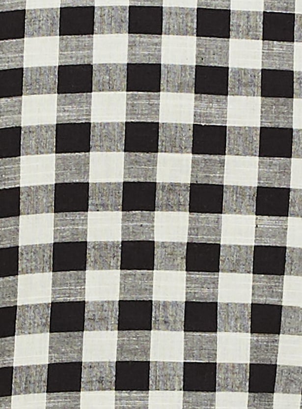 Women Checked Straight Kurta