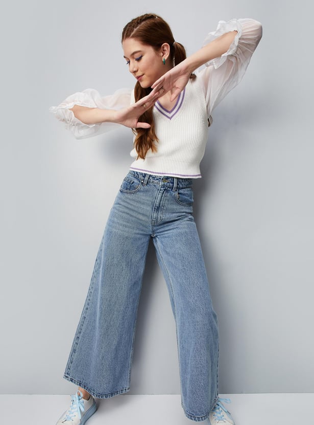 Women Solid Cropped Sweater Vest