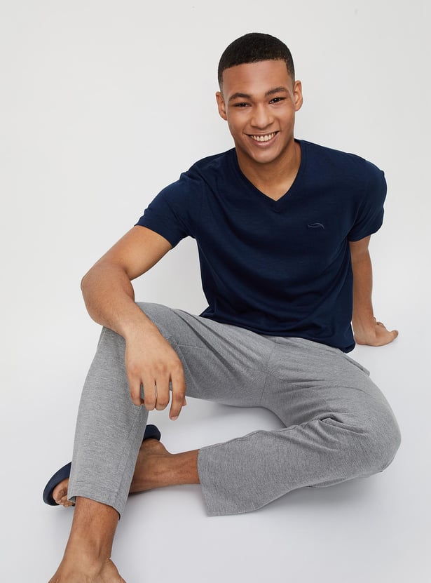 Men Solid V-neck T-shirt