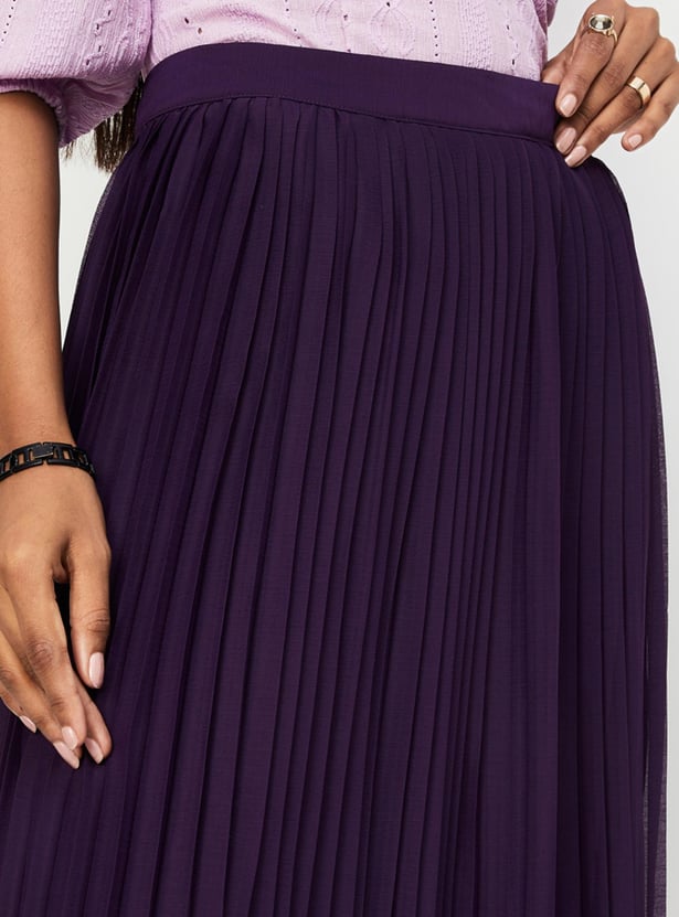 Women Solid Flared Pleated Skirt