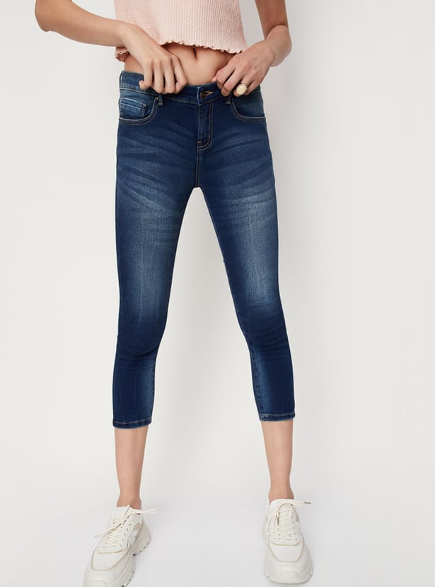 Women Washed Skinny Fit Crop Jeans