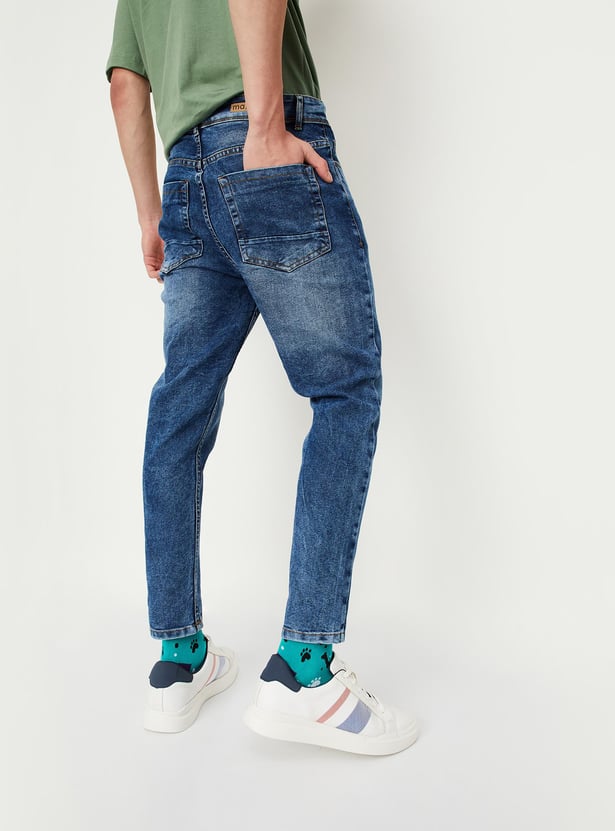 Men Carrot Fit Washed Jeans