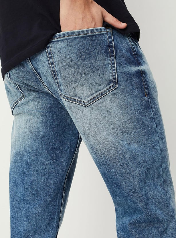 Men Washed Relaxed Fit Jeans